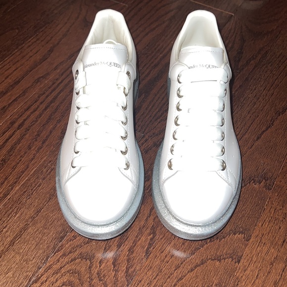 Alexander McQueen sneaker - Picture 2 of 9